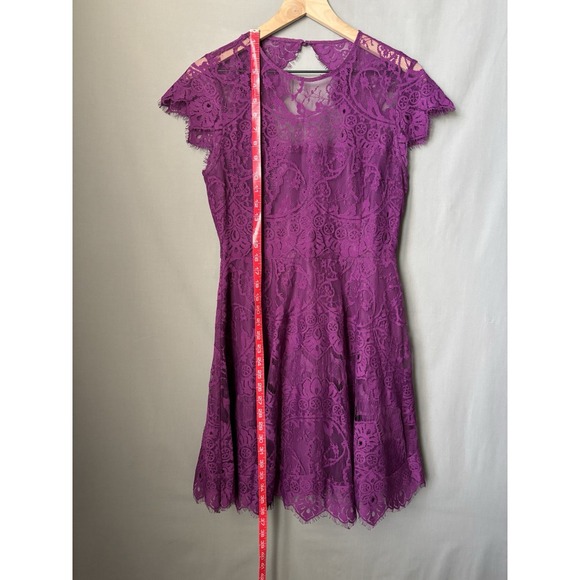 BB Dakota Women's 8 Purple Rhianna Illusions Fit & Flair Open Back Lace Dress - Picture 6 of 11